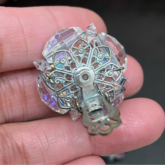 Vintage Laguna Aurora Borealis Cluster Clip Earrings - Picture 10 of 13